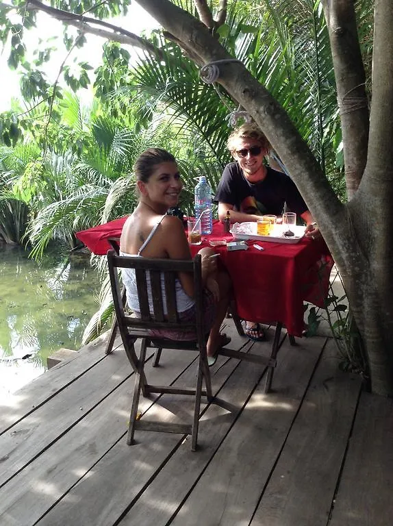 Lakeside Homestay هوي ان فيتنام