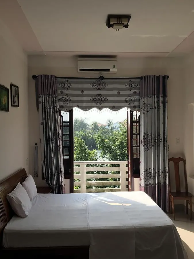 Lakeside Homestay هوي ان 0*,  فيتنام